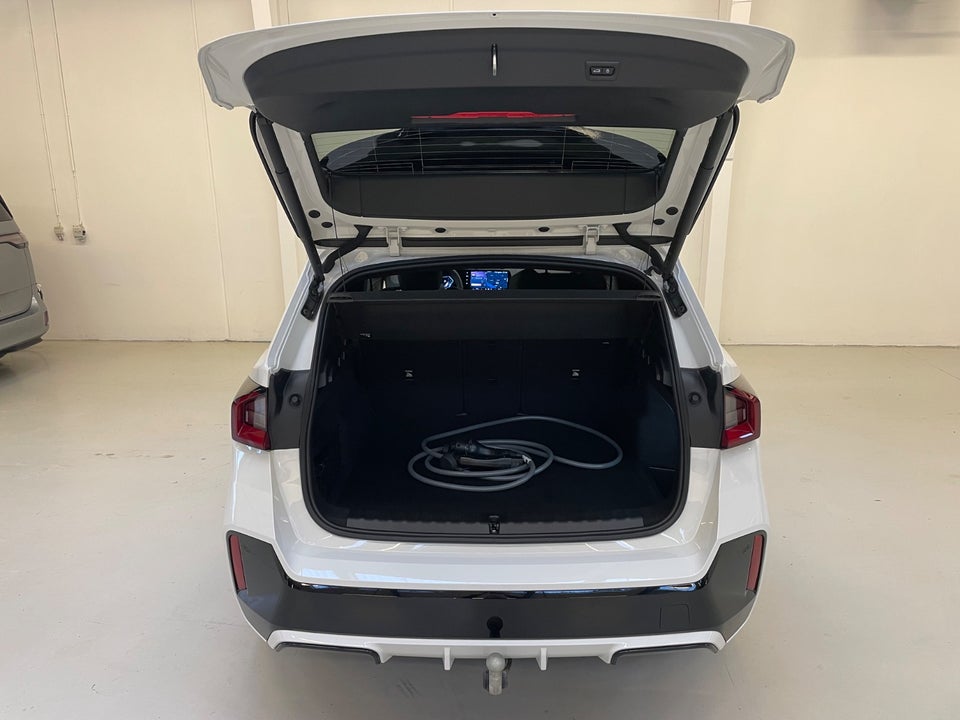 BMW iX1 eDrive20 M-Sport 5d