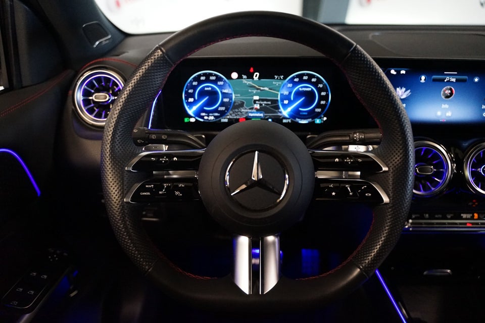 Mercedes EQB250+ AMG Line 5d