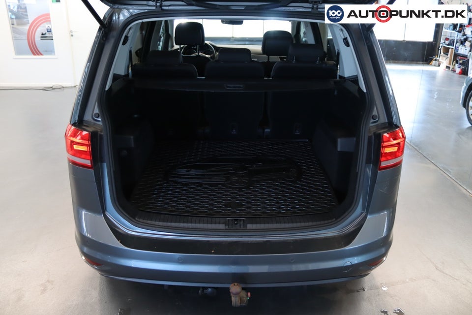 VW Touran 1,6 TDi 115 Comfortline DSG 7prs 5d