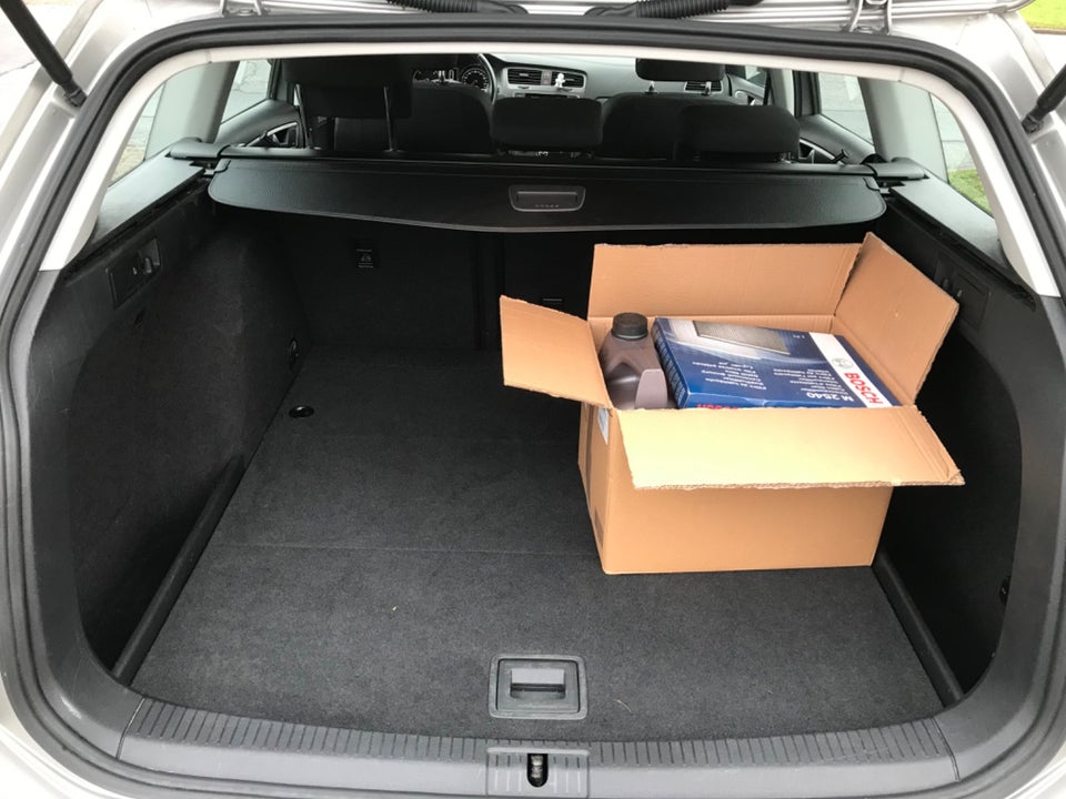 VW Golf VII 1,6 TDi 105 Comfortline BMT 5d