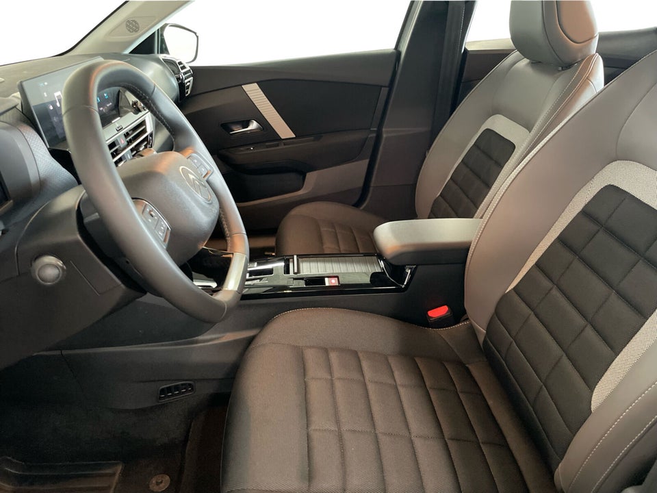 Citroën ë-C4 X 54 Plus 4d
