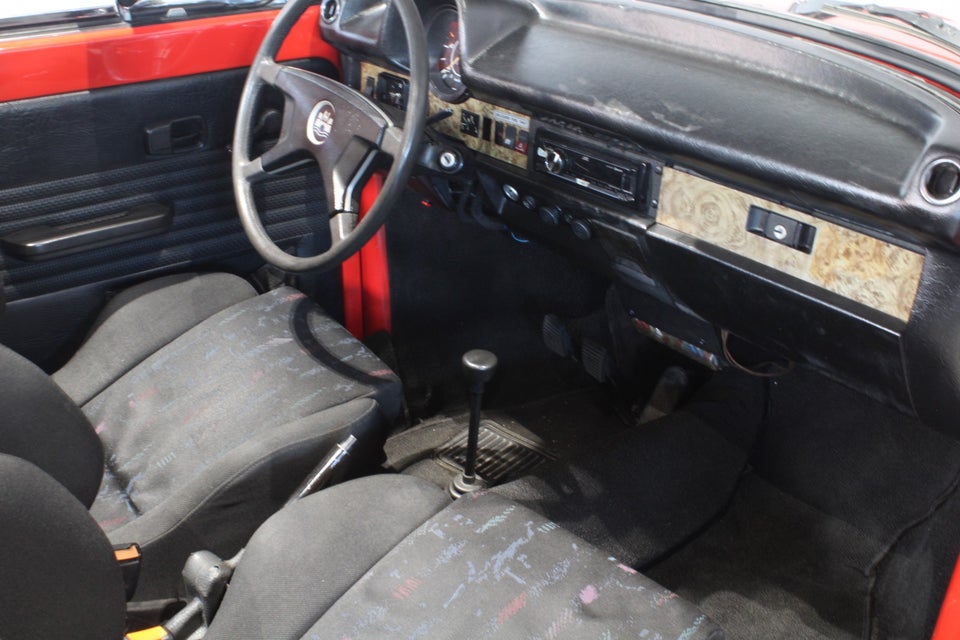 VW 1303 1,6 Cabriolet 2d