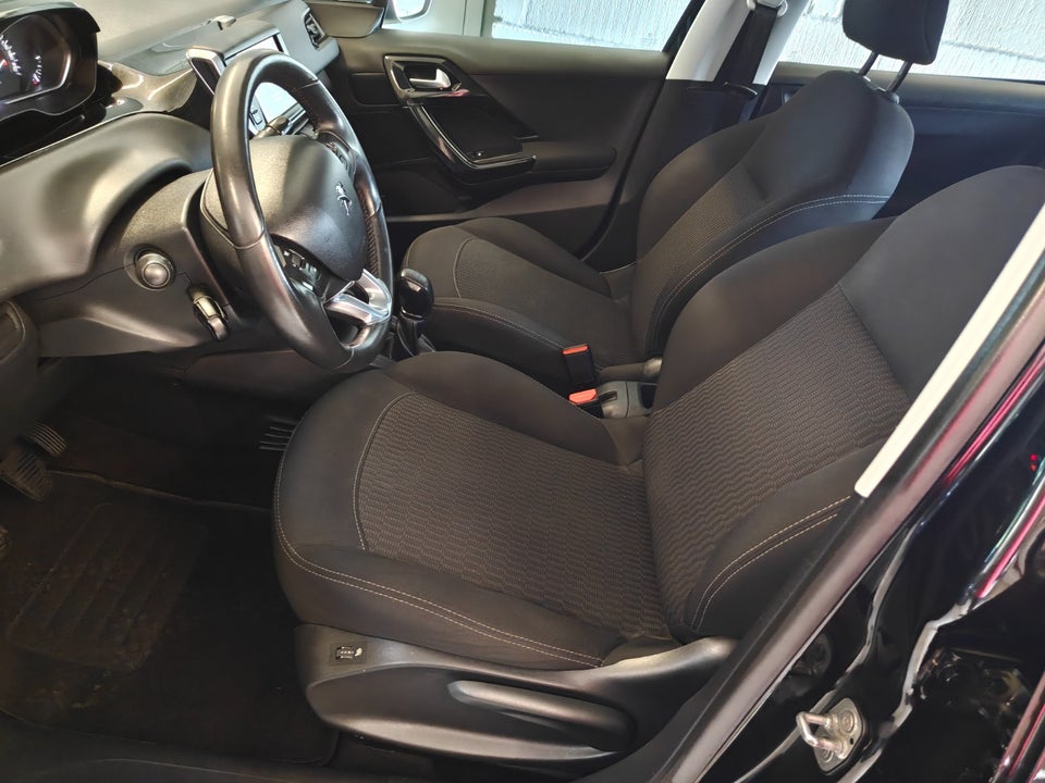 Peugeot 208 1,6 BlueHDi 100 Allure 5d