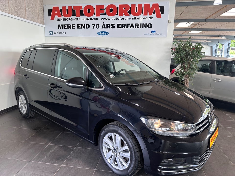 VW Touran 2,0 TDi 150 Highline DSG Van 5d