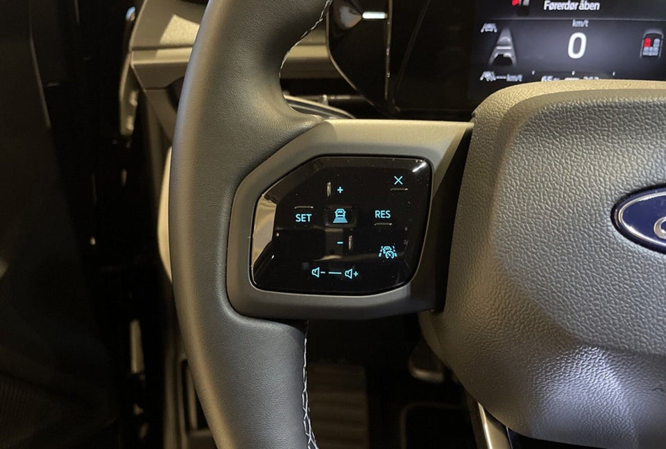 Ford Explorer 82 Select Extended Range 5d