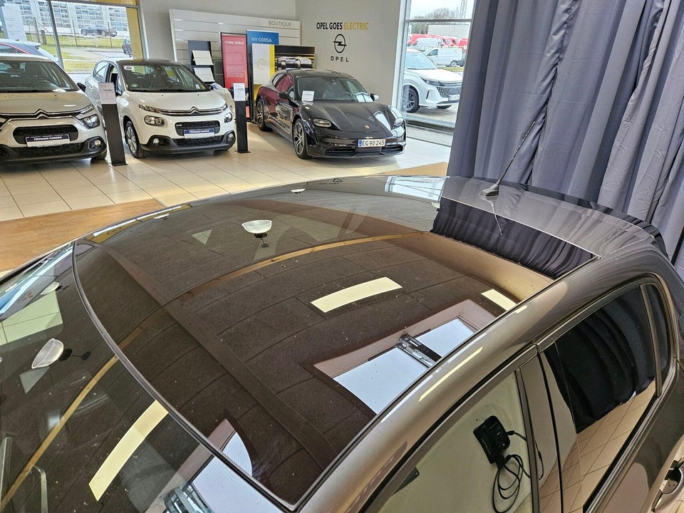 Peugeot 208 1,2 PureTech 100 Allure Sky 5d