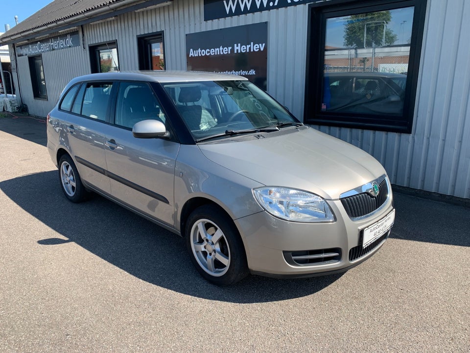 Skoda Fabia 1,2 12V Ambiente Combi 5d