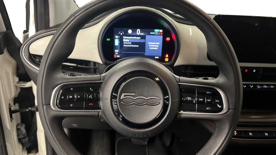 Fiat 500e 42 Icon 3d