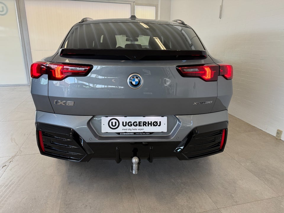 BMW iX2 xDrive30 M-Sport 5d