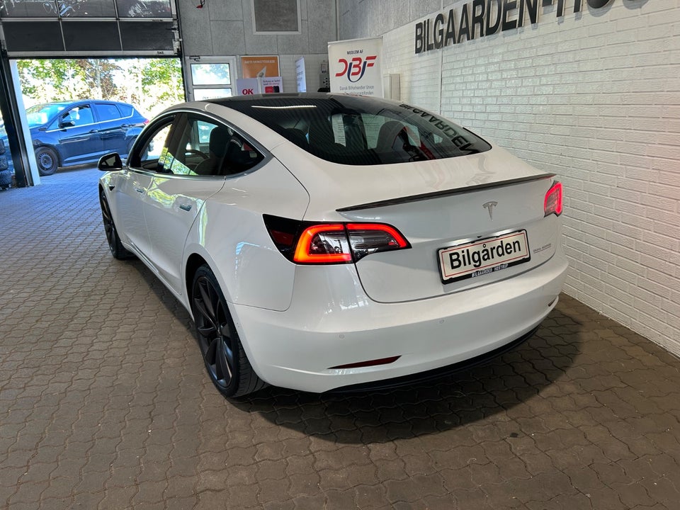 Tesla Model 3 Performance AWD 4d
