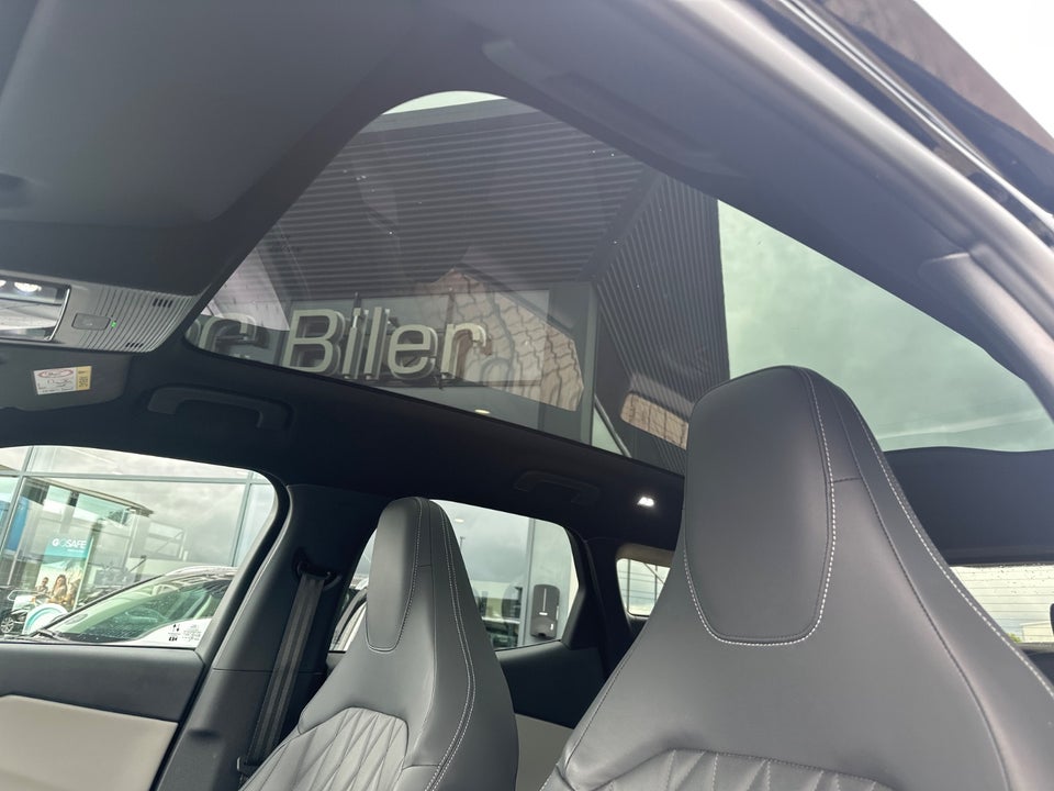 Ford Explorer 77 Premium Extended Range 5d