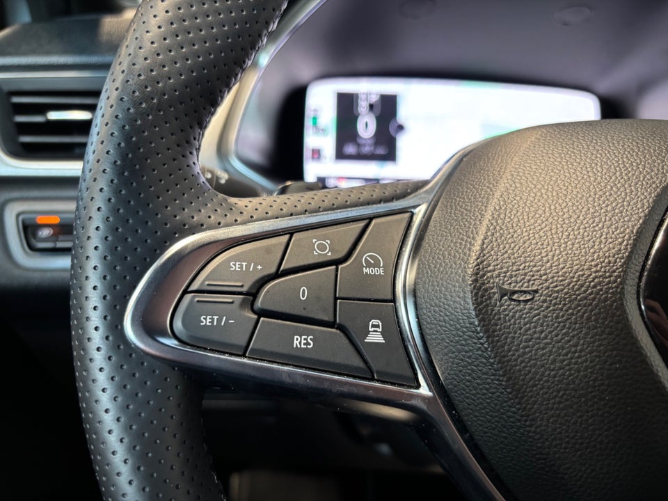 Renault Captur 1,3 TCe 160 Techno EDC 5d