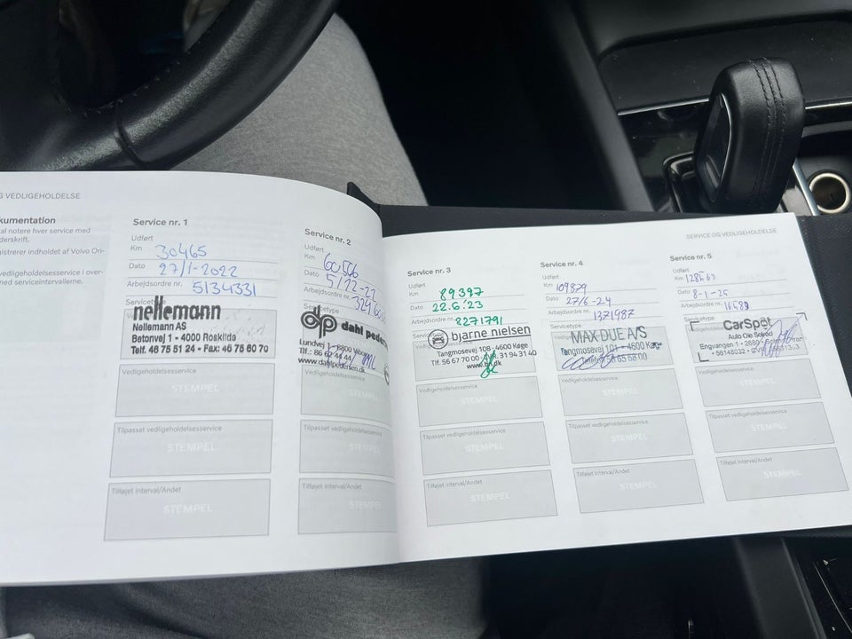 Volvo V60 2,0 B4 197 Inscription aut. 5d