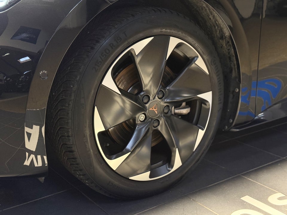 Cupra Born 77 e-Boost Business Edition+ 5d