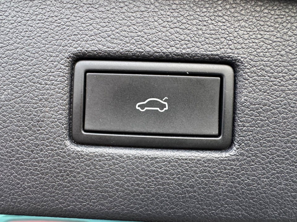 VW Tiguan 1,4 eHybrid Elegance DSG 5d