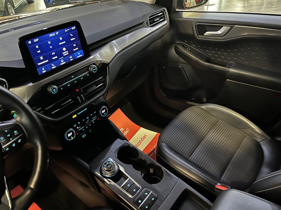 Ford Kuga 2,5 PHEV Titanium X CVT 5d