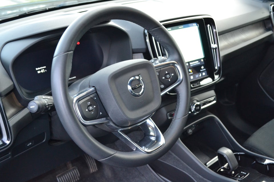 Volvo XC40 ReCharge Extended Range Plus 5d