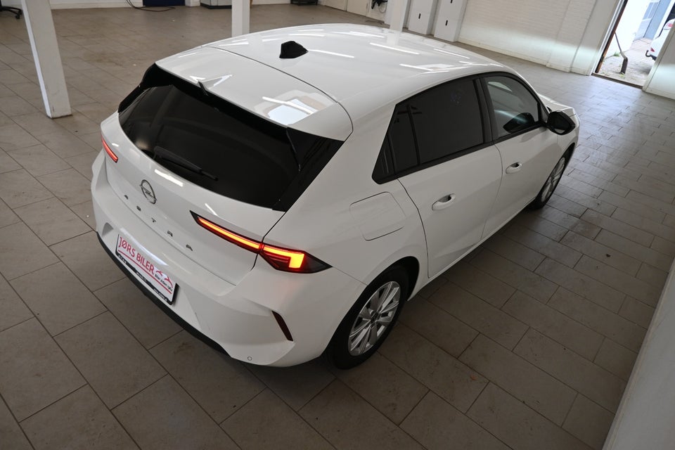 Opel Astra 1,2 T 110 Edition 5d