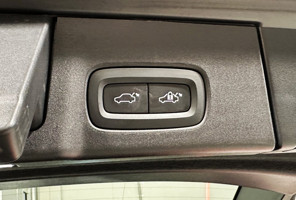 Volvo V90 2,0 T6 ReCharge Inscription aut. AWD 5d