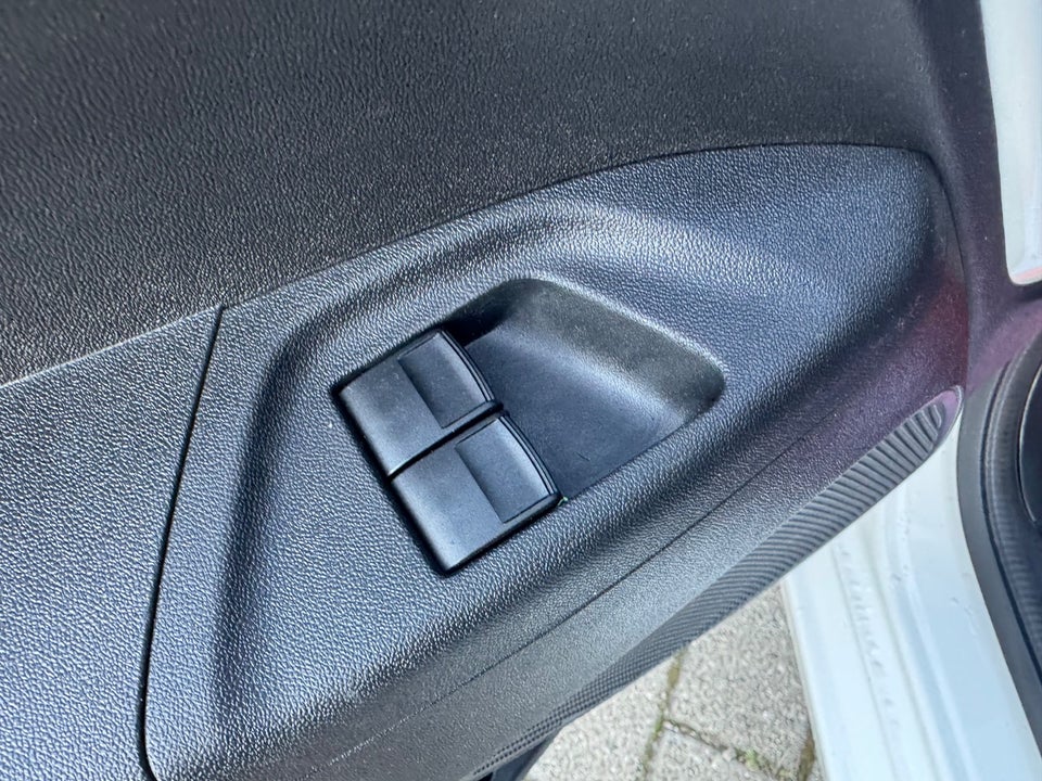 Peugeot 108 1,0 e-VTi 69 Active 5d
