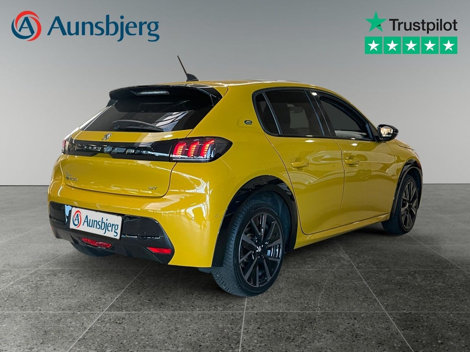 Peugeot e-208 50 GT 5d