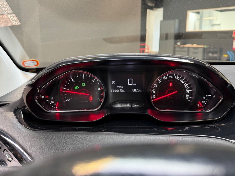 Peugeot 208 1,6 e-HDi 92 Active 5d