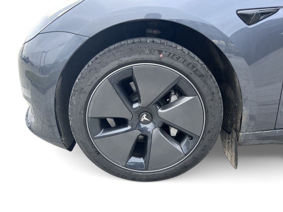 Tesla Model 3 Long Range RWD 4d