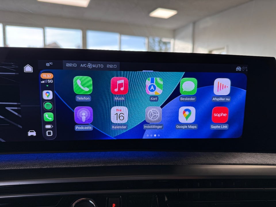 Peugeot e-3008 77 GT Pack 5d