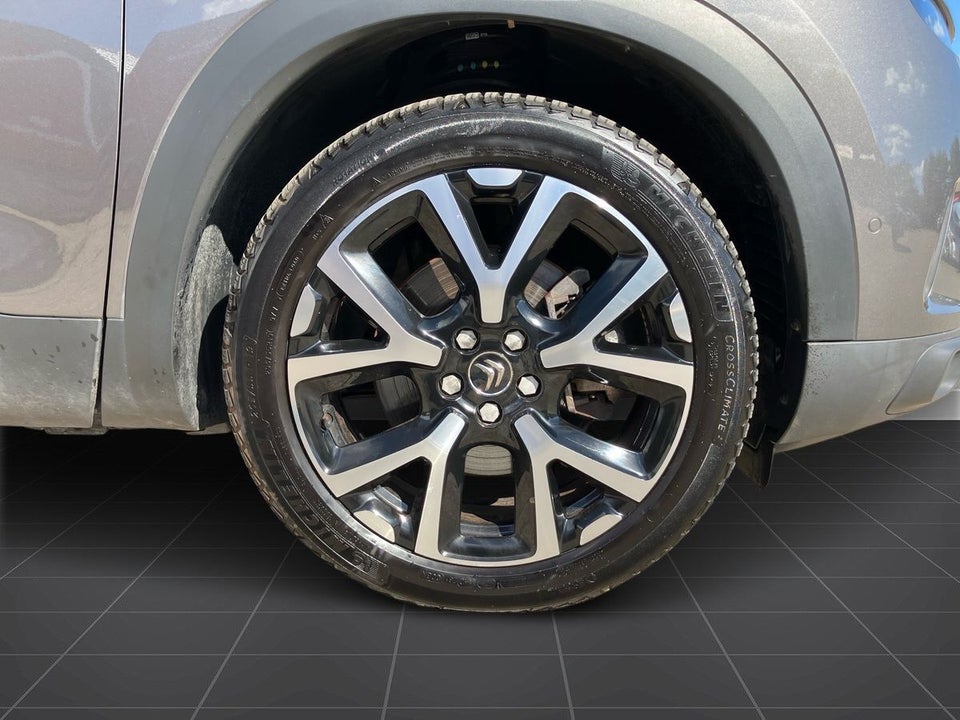 Citroën C5 Aircross 1,6 Hybrid Shine Sport EAT8 5d