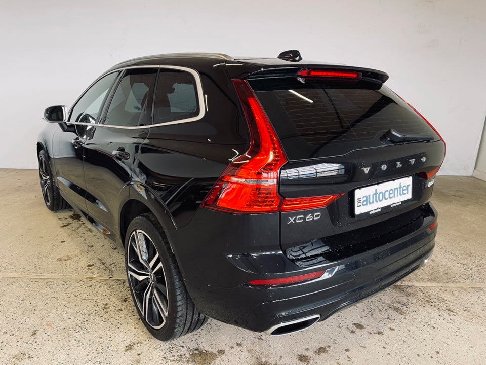 Volvo XC60 2,0 D5 235 R-Design aut. AWD 5d