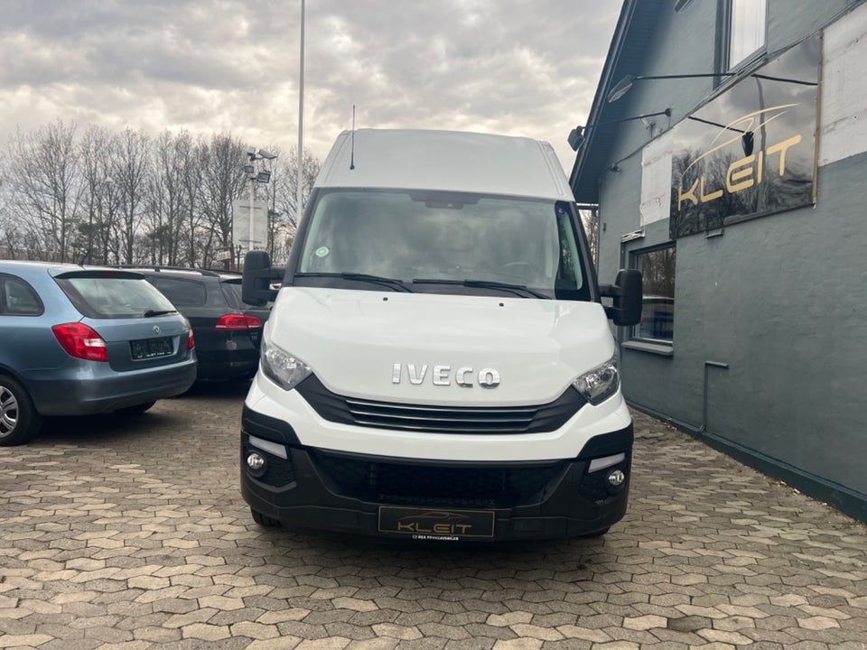 Iveco Daily 2,3 35S16 16m³ Van AG8