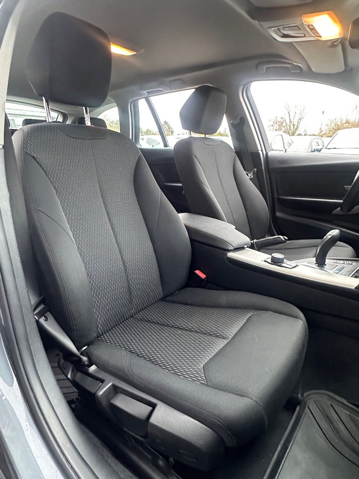 BMW 320d 2,0 Touring Luxury Line xDrive aut. 5d