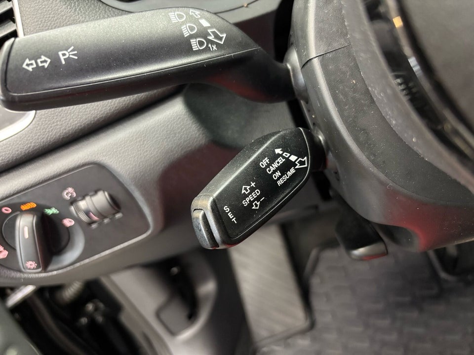 Audi Q3 2,0 TFSi 211 quattro S-tr. 5d