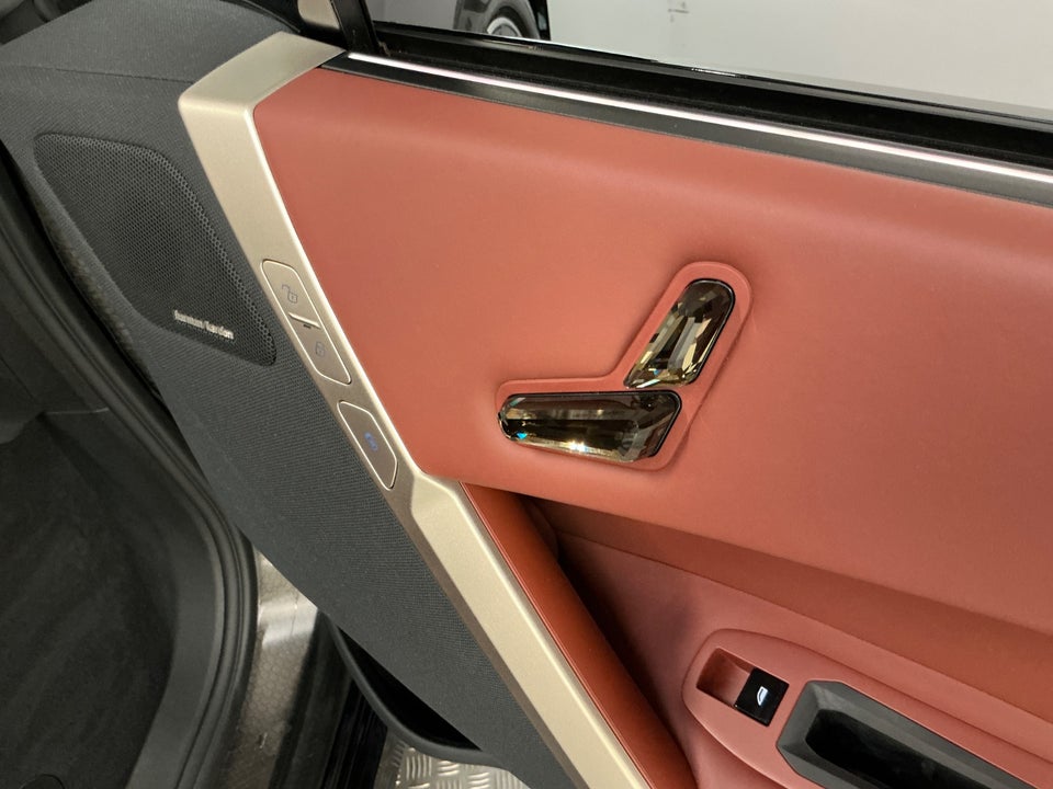 BMW iX xDrive40 Sport 5d