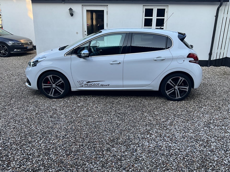 Peugeot 208 1,6 BlueHDi 100 Desire 5d