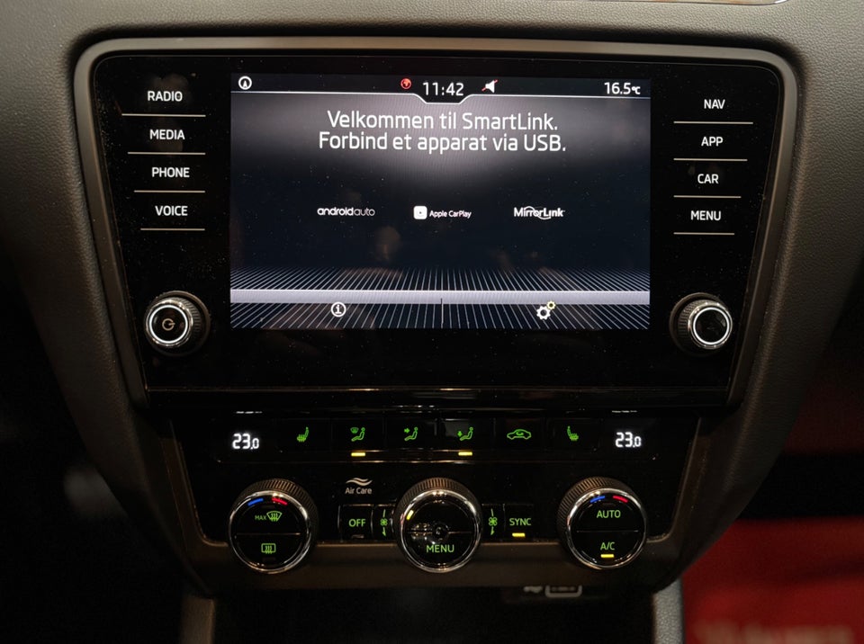 Skoda Octavia 1,6 TDi 115 Style DSG 5d