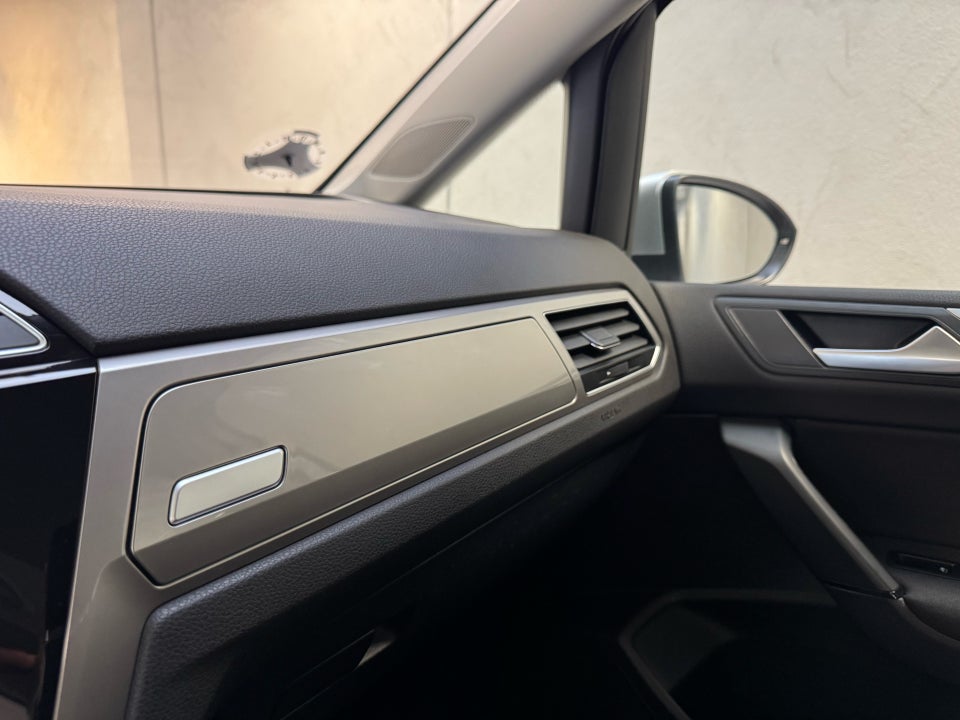 VW Touran 1,2 TSi 110 Comfortline 7prs 5d