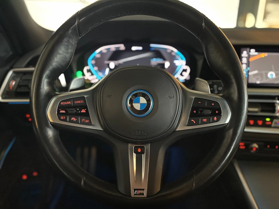 BMW 330e 2,0 Touring M-Sport aut. 5d