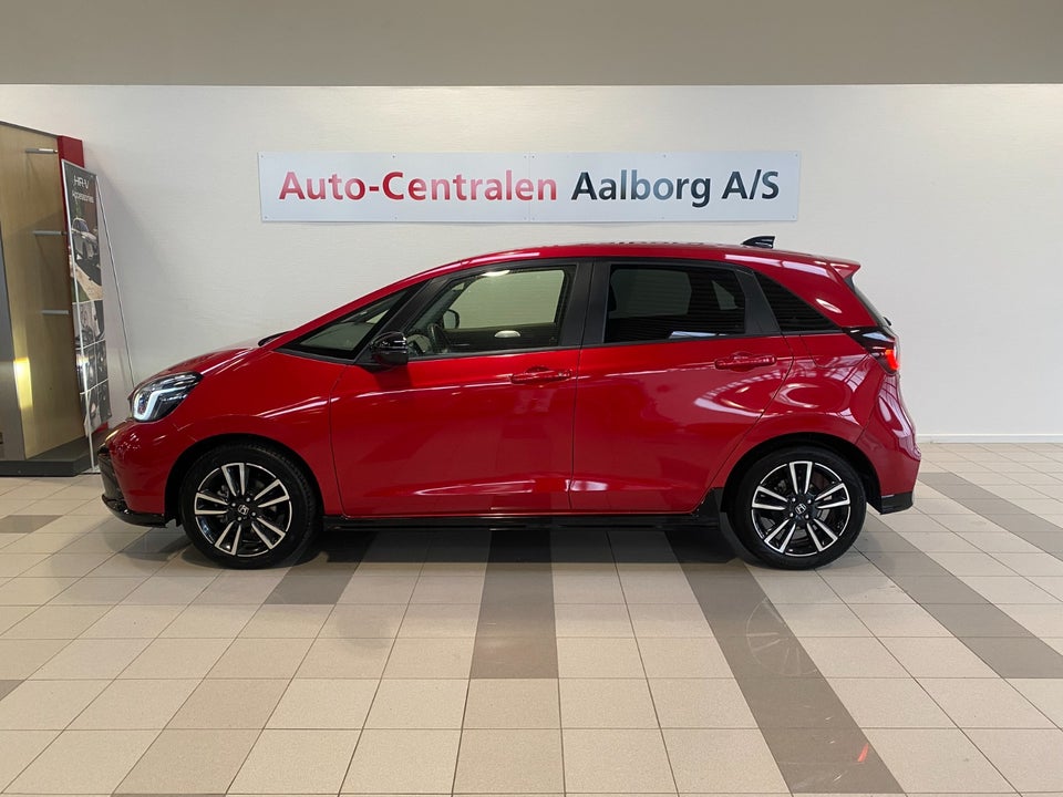 Honda Jazz 1,5 i-MMD Advance Sport eCVT 5d