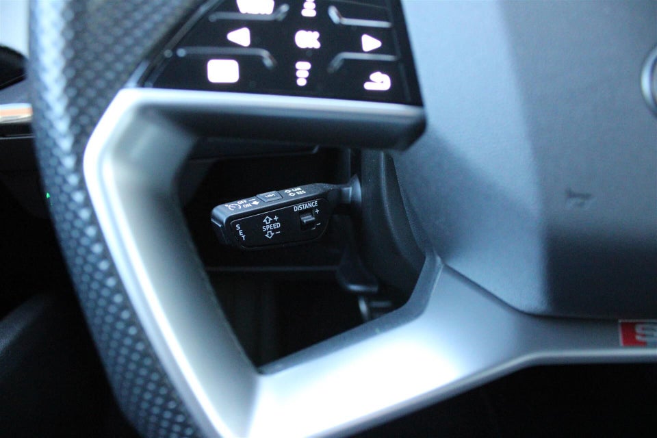 Audi Q4 e-tron 50 S-line quattro 5d