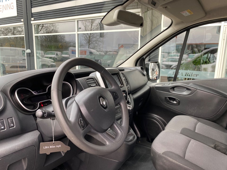 Renault Trafic T29 2,0 dCi 145 L2H1