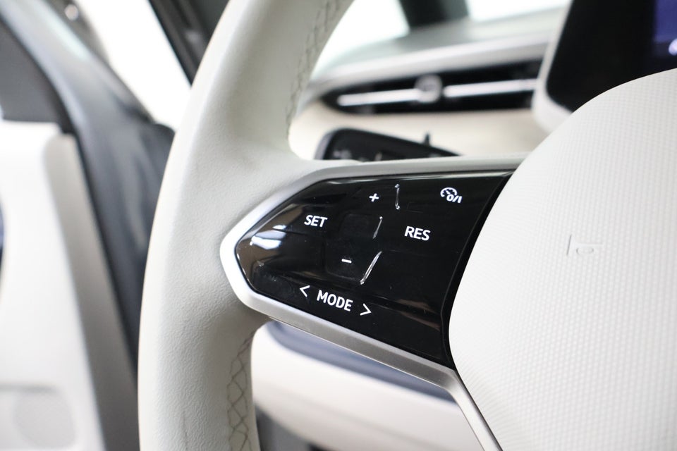 VW ID.Buzz 77 Pro SWB 5d