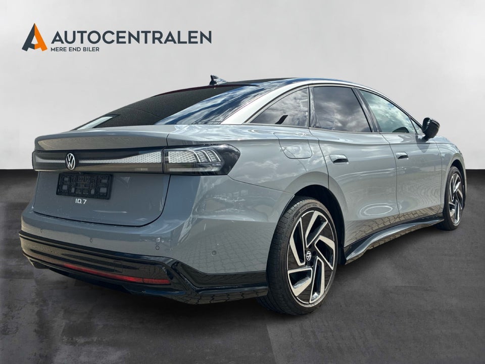 VW ID.7 77 Pro 75 Years Edition Max 5d