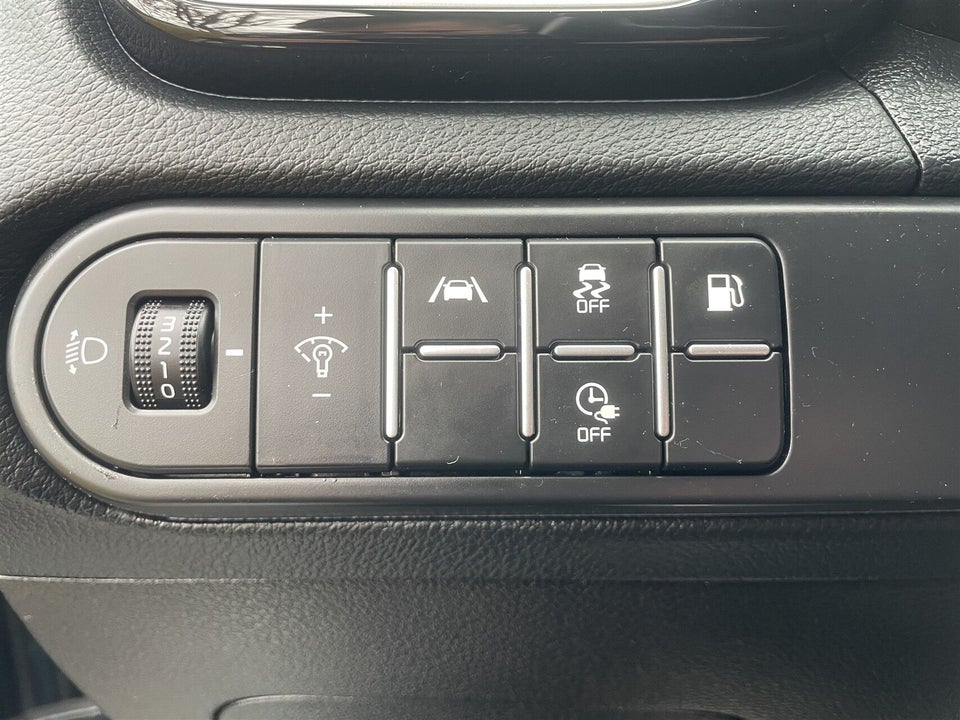 Kia Ceed 1,6 PHEV Prestige SW DCT 5d