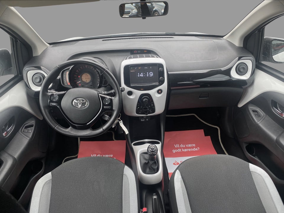 Toyota Aygo 1,0 VVT-i x-pure 5d