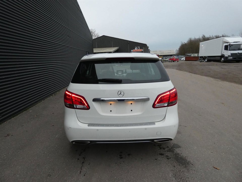 Mercedes B200 d 2,2 aut. Van 5d