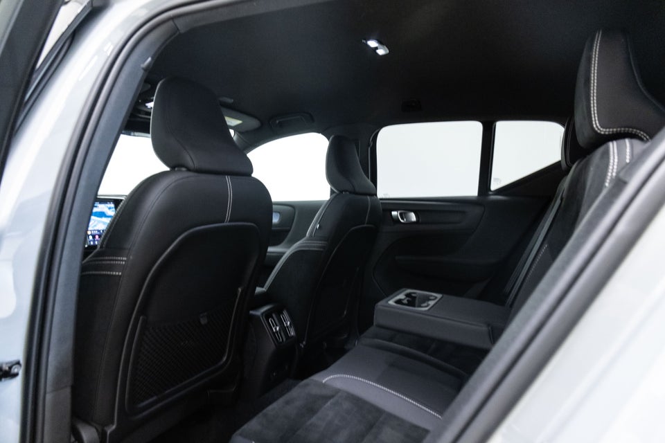 Volvo XC40 ReCharge Extended Range Start 5d