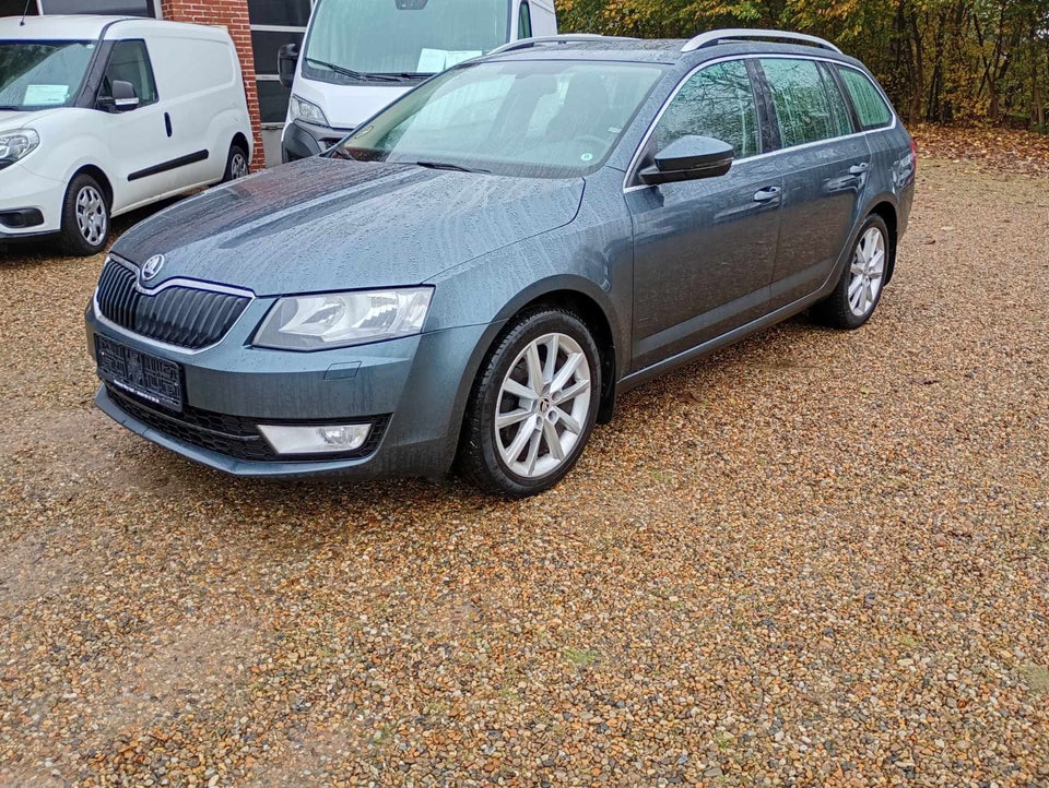 Skoda Octavia 1,2 TSi 105 Elegance Combi 5d