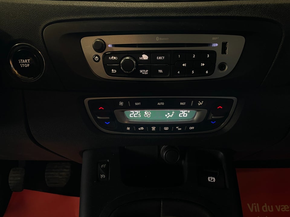 Renault Grand Scenic III 1,6 16V Authentique 7prs 5d