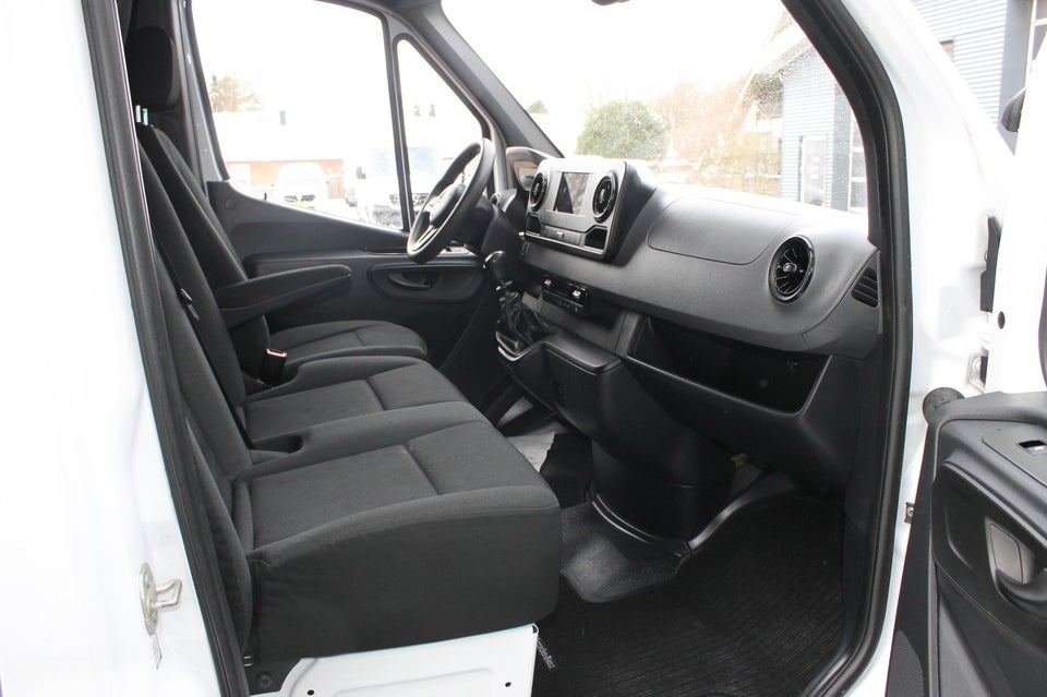 Mercedes Sprinter 316 2,2 CDi A2 Kassevogn RWD